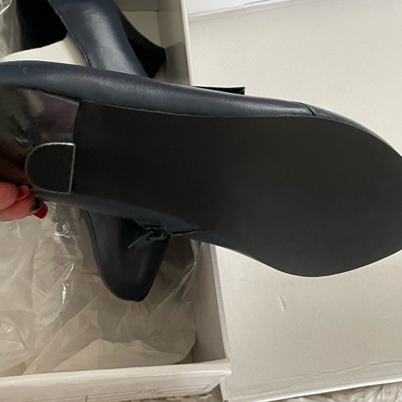 Aj Valencia booties nwt - Picture 3 of 9